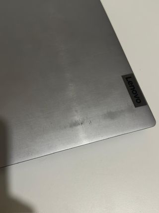 Lenovo IdeaPad L3 15IML05 + REGALO