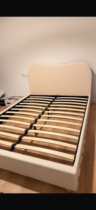 Cama de borreguito 140x190 (sin colchon)