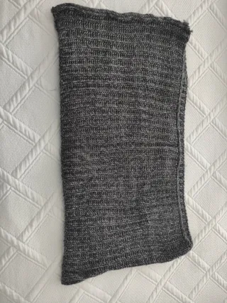Cuello H&M gris y negro