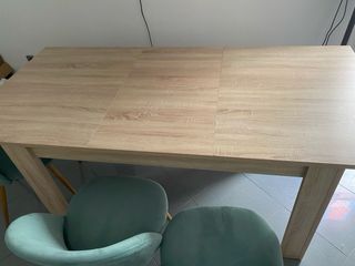 Mesa y sillas de cocina plegables