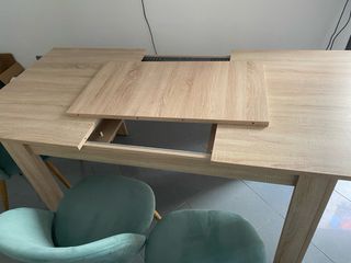 Mesa y sillas de cocina plegables