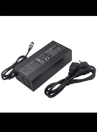 Cargador Li-ion 67.2V 5A Dualtron carga rápida