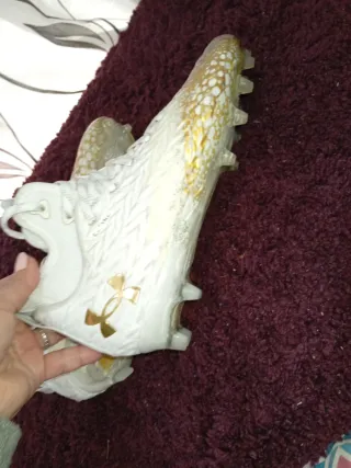 Botines Fútbol Under Armour Talla 42 Blanco/Dorado