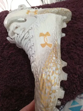 Botines Fútbol Under Armour Talla 42 Blanco/Dorado