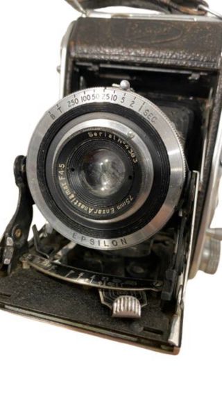 Cámara de fotos Ensign 220.