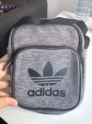Riñonera Adidas Gris
