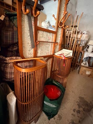 Perchero recibidor antiguo de madera con espejo