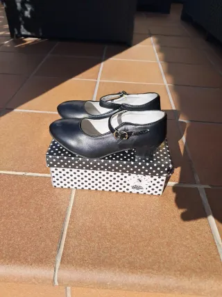 Tacones flamencos niña talla 32