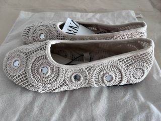 Manoletinas Zara Beige Crochet con Pedrería