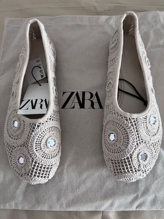 Manoletinas Zara Beige Crochet con Pedrería