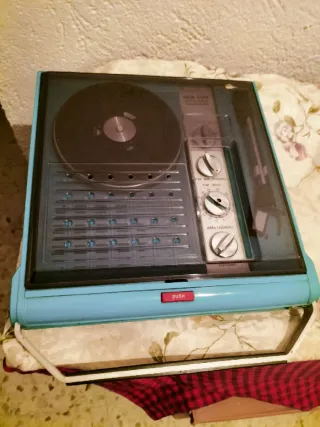 Radio Tocadiscos AM/FM Solid State