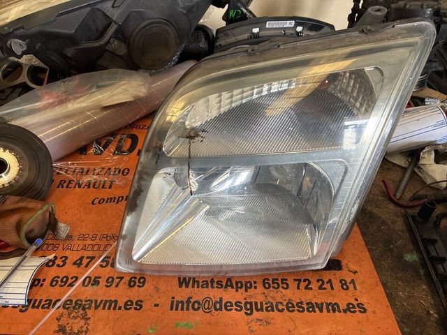 Faro Delantero Izquierdo Ford Tourneo 2002