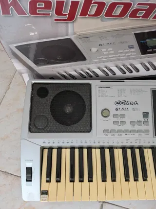 Teclado LP6210C + Soporte + Caja