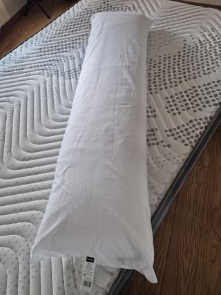 Colchón y somier con almohada. 1.35