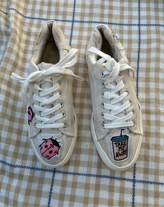Zapatillas niña beige con brillo