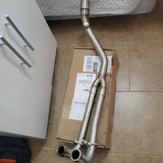 Escape Akrapovič Tmax 530