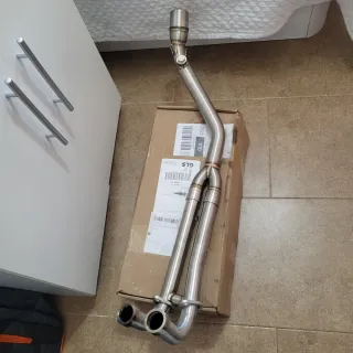 Escape Akrapovič Tmax 530