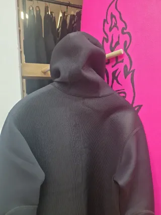 Chaqueta Mystic Neopreno 4/2mm,talla  Medium.