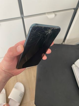 iPhone 11 Pro Max Verde Oscuro