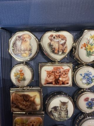 Scatoline portagioie con decoro in ceramica