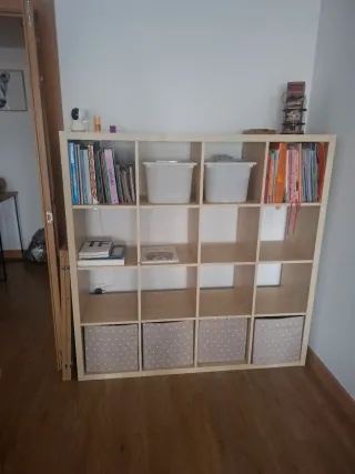 Estantería Ikea 16 huecos