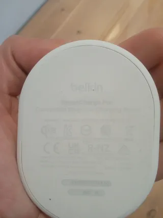 Cargador inalámbrico pro Qi2 + belkin