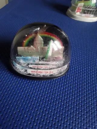 4 globi di neve souvenir