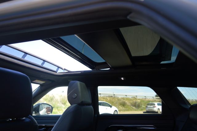 Land Rover Range Rover Evoque 2.0 D163 R-Dynamic SE AUTO 4WD MHEV