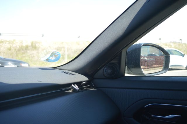 Land Rover Range Rover Evoque 2.0 D163 R-Dynamic SE AUTO 4WD MHEV