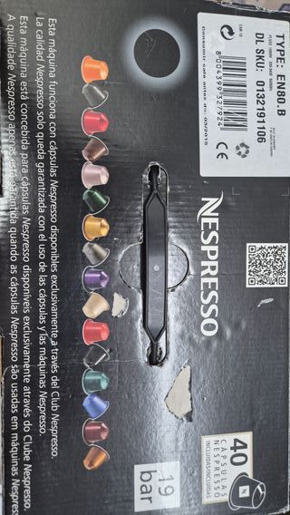 Cafetera Nespresso Inissia Delonghi Negra