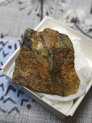 Montgomeryito, hidroxilapatito, fluorapatito