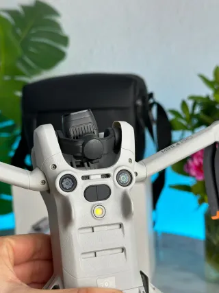 DJI Mini 4 Pro COMBO