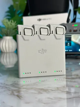 DJI Mini 4 Pro COMBO