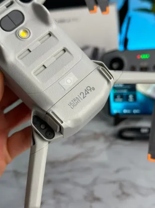 DJI Mini 4 Pro COMBO