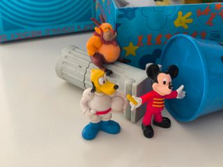 Caja Lote XL Figuras Disney - Happy Meal