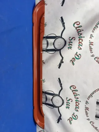 Chapa bajo puerta Seat 600 Izquierda