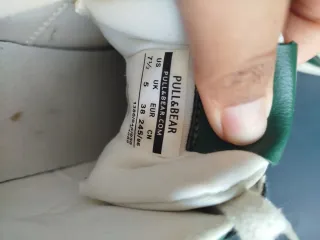 Zapatillas altas verdes y blancas