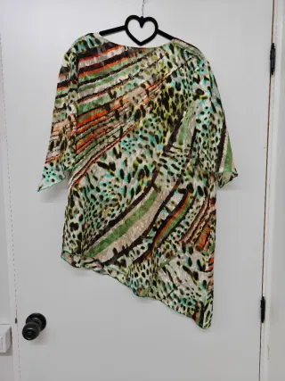 Conjunto Blusón y Pantalones.