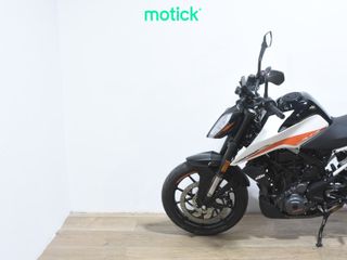 KTM DUKE 390