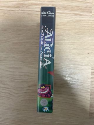 2 VHS Disney Clásicos: Alicia y Pocahontas