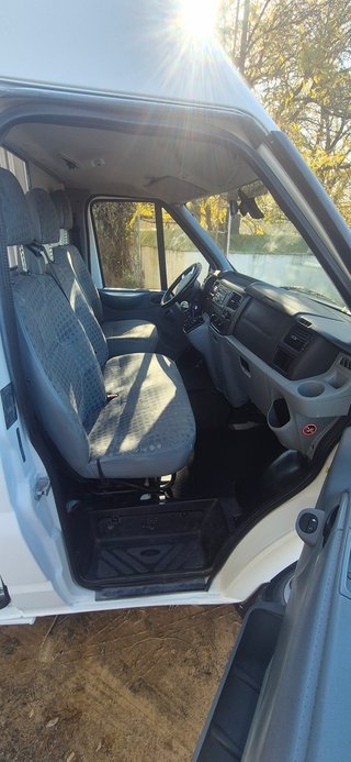 Furgoneta camperizada Ford Transit 2014