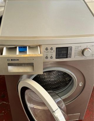 LAVADORA BOSCH DE 8 KILOS EN INOX VARIOPERFECT