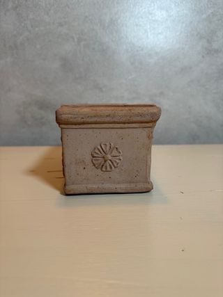 Vaso in terracotta decorato 17,5x8x7,5