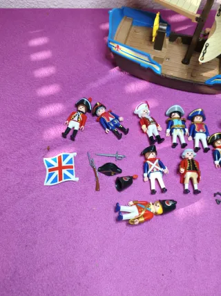 Lote Barco Pirata Playmobil con Figuras