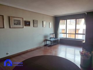 Piso en alquiler en Auditorio - Parque Invierno en Oviedo