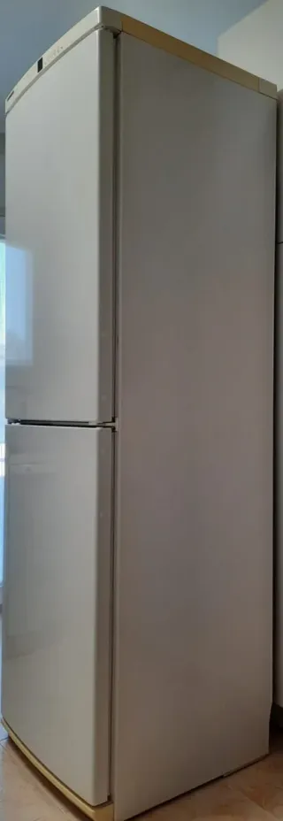 Combi LIEBHERR KGNV 3646   No Frost