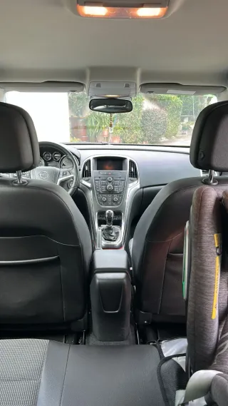 Opel Astra J 1.7 CDTI 110CV