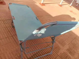 Tumbona plegable azul