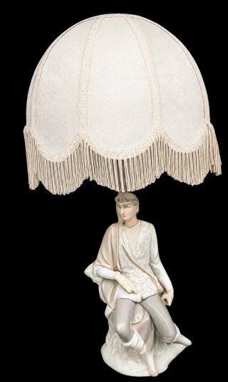 Elegantisima Lámpara  mesa con sello LLADRO