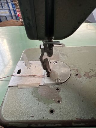 Máquina de coser Refrey 906 industrial